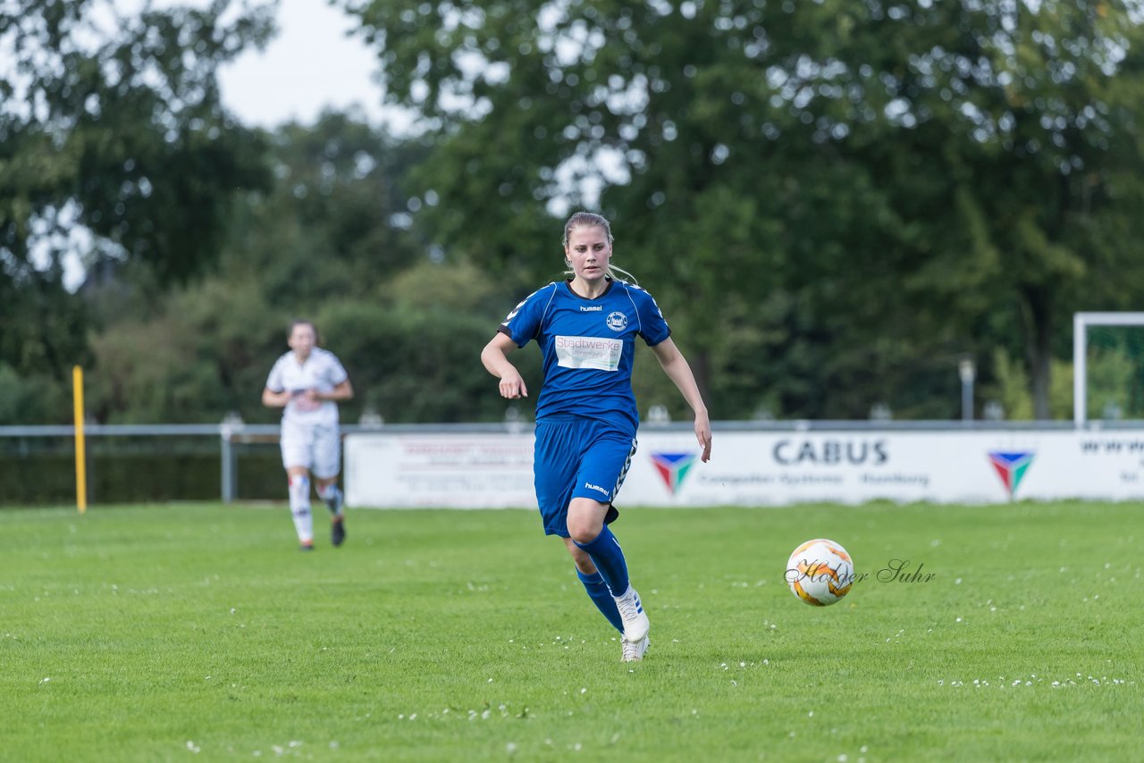 Bild 193 - F SV Henstedt Ulzburg II - SSC Hagen Ahrensburg : Ergebnis: 0:4